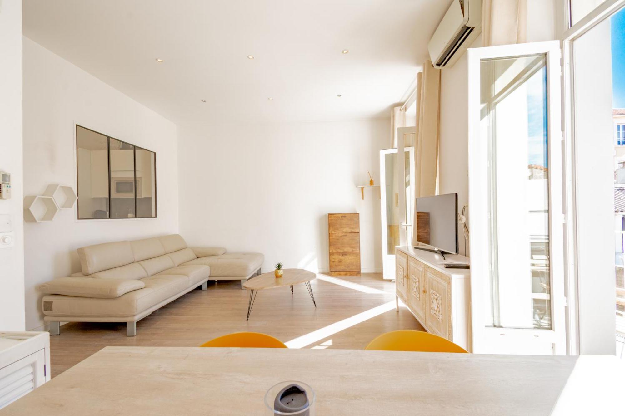 Bel Avec Balcon Centre Apartment Cannes
